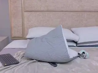 Ashleytaylor1  live sex cam