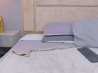 Ashleytaylor1  live sex cam
