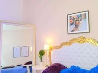 Kate-martinez  live sex cam