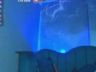 Riri-brunnete  live sex cam