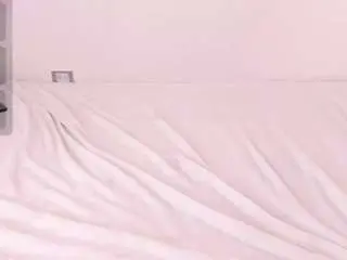 Tinacurly  live sex cam