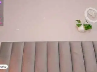 Tinacurly  live sex cam