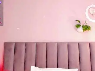 Tinacurly  live sex cam