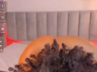 Tinacurly  live sex cam