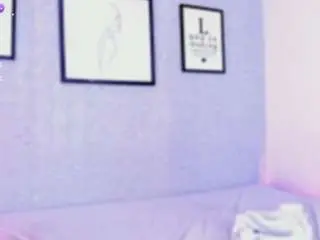 Tinacurly  live sex cam
