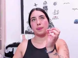 Brittanyy20  live sex cam