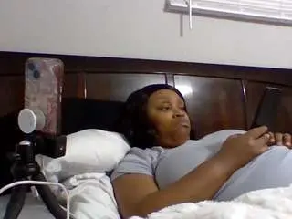 Edible86  live sex cam