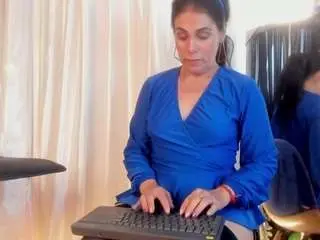 Girasol-walton  live sex cam