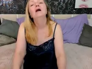 Karenvillis  live sex cam