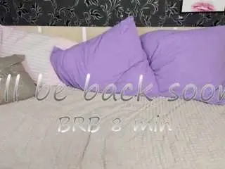 Karenvillis  live sex cam