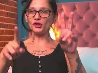 Queendiabla  live sex cam