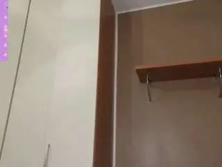 Scarletverdi  live sex cam