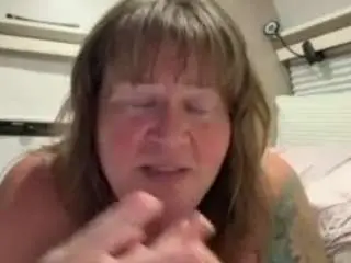 Selfcarebaddie  live sex cam