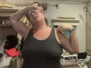 Selfcarebaddie  live sex cam