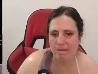 Valeryadams01  live sex cam
