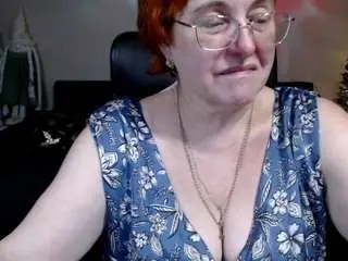 Curvyjoanna  live sex cam
