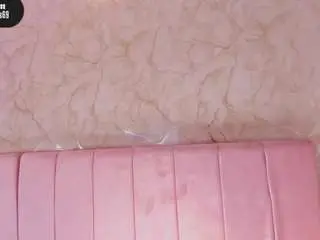 Hillary-collins  live sex cam