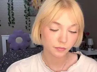 Isabellahassan  live sex cam