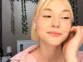 Isabellahassan  live sex cam