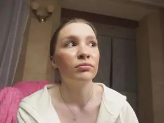 Naye-omy  live sex cam