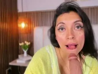 Perlapreciosa  live sex cam