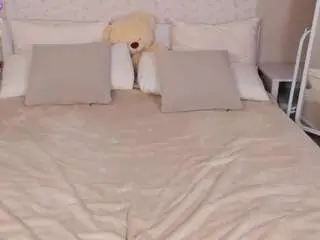 Stella-leee  live sex cam