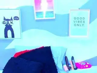 Violeta-28  live sex cam