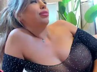 Bella-posh  live sex cam