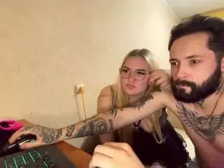 Devil15anna  live sex cam