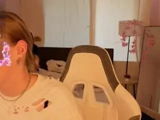 Eva-hamilton  live sex cam