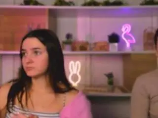 Lole-ti  live sex cam