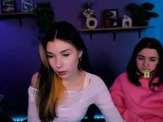 Lole-ti  live sex cam