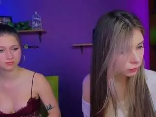 Lole-ti  live sex cam