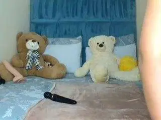 Melons2001  live sex cam