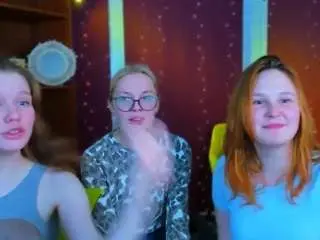 Polly-cute1  live sex cam