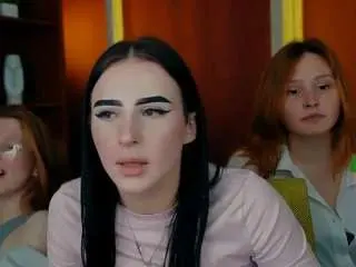 Polly-cute1  live sex cam