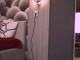 Silverb1ack  live sex cam