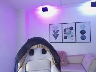 Tamaragrays  live sex cam