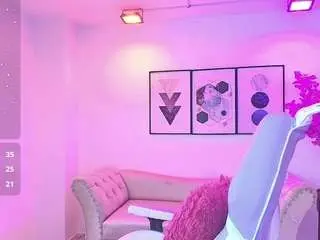 Tamaragrays  live sex cam