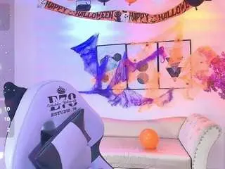 Tamaragrays  live sex cam