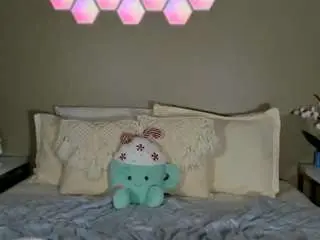 Babyblaze  live sex cam