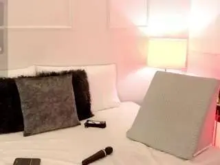 Danna-palmeth  live sex cam