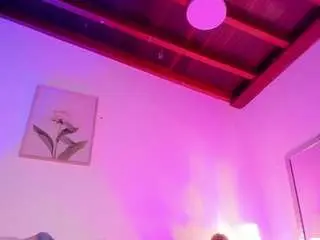 Emycross  live sex cam