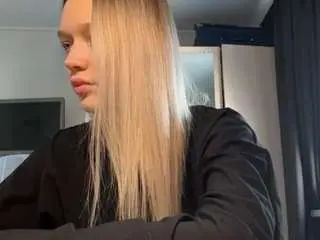 Kazukochristoforou  live sex cam