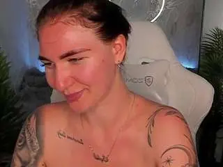 Mybabyisperfect  live sex cam