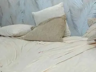 Ruth-oliver  live sex cam