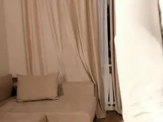 Alainewoernle  live sex cam