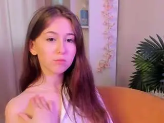 Alainewoernle  live sex cam