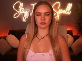 Celestenoirr  live sex cam