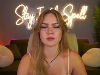 Celestenoirr  live sex cam